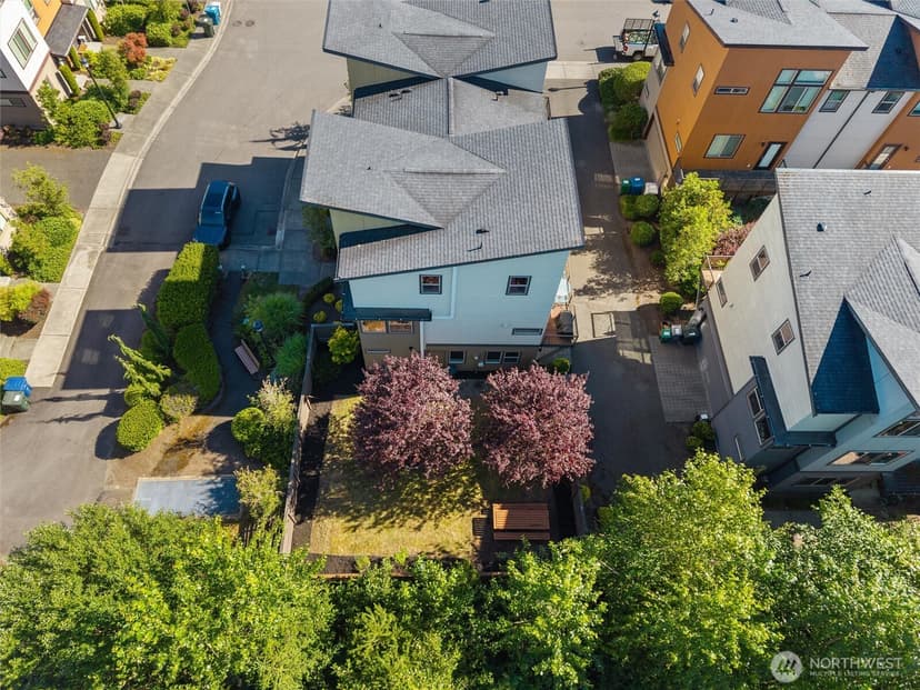 Property photo for 347 Chelan Avenue NE, Renton photo 32