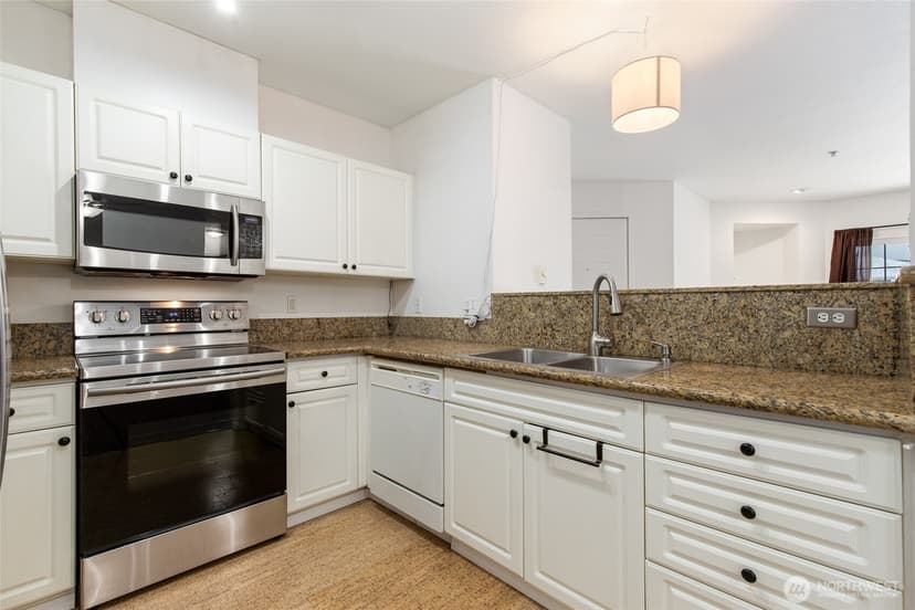 Property photo for 14714 Admiralty Way #A318, Lynnwood photo 19