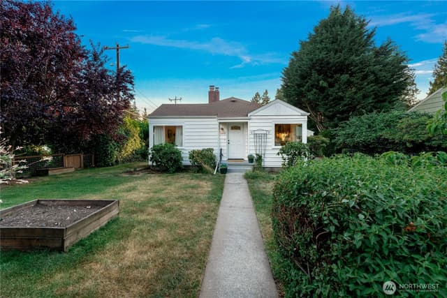 Property photo for 13203 2nd Avenue NW, Seattle photo 3