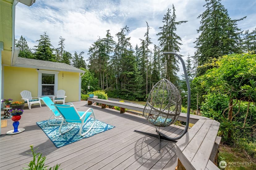 Property photo for 5220 Lakeside Drive, Langley photo 5