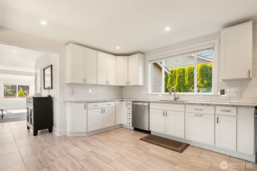 Property photo for 123 Avenue E #A & C, Snohomish photo 11