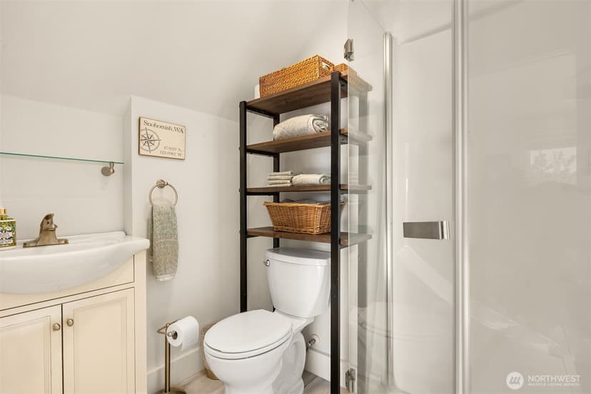 Property photo for 123 Avenue E #A & C, Snohomish photo 8