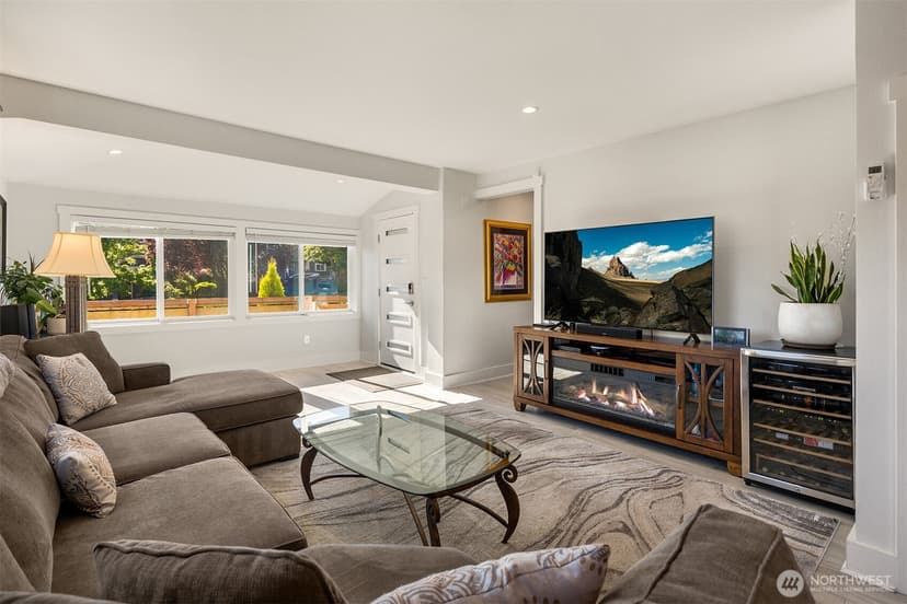 Property photo for 123 Avenue E #A & C, Snohomish photo 6