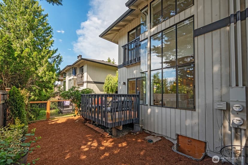 Property photo for 10 18th Ave #10B, Kirkland photo 19