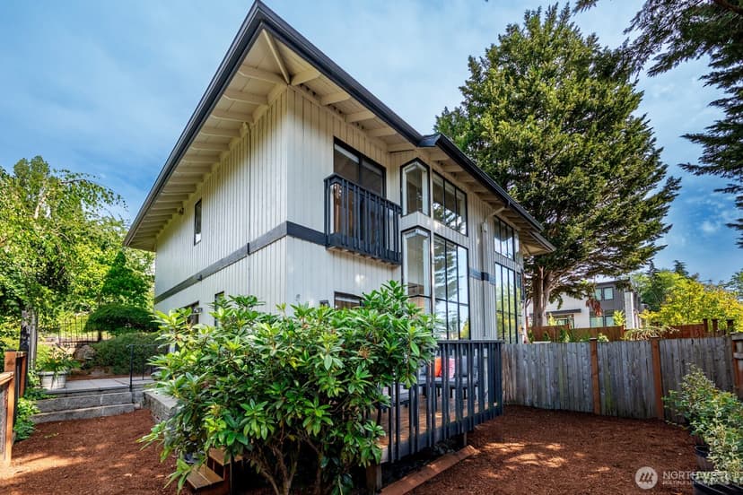 Property photo for 10 18th Ave #10B, Kirkland