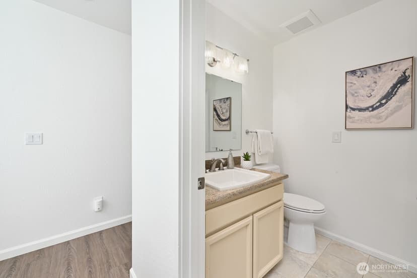 Property photo for 10 18th Ave #10B, Kirkland photo 17