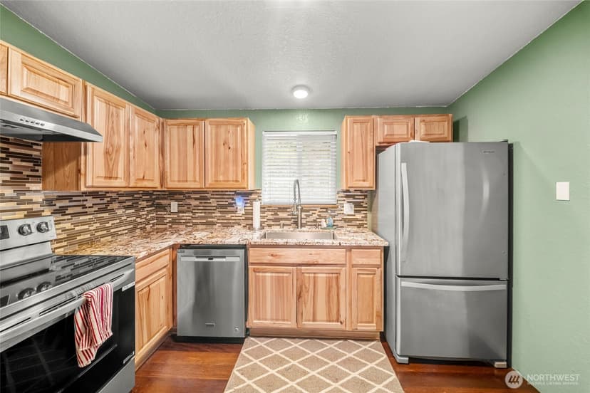 Property photo for 3995 Fischer Park Avenue NE, Bremerton photo 11