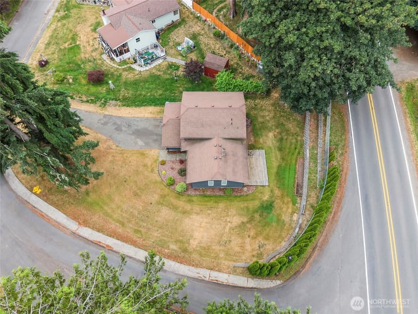 Property photo for 3995 Fischer Park Avenue NE, Bremerton photo 27