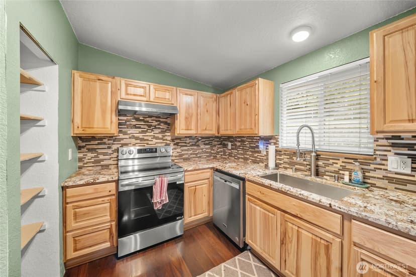 Property photo for 3995 Fischer Park Avenue NE, Bremerton photo 10