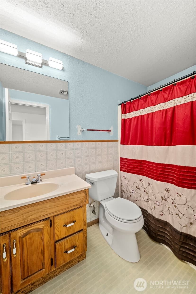 Property photo for 3995 Fischer Park Avenue NE, Bremerton photo 18
