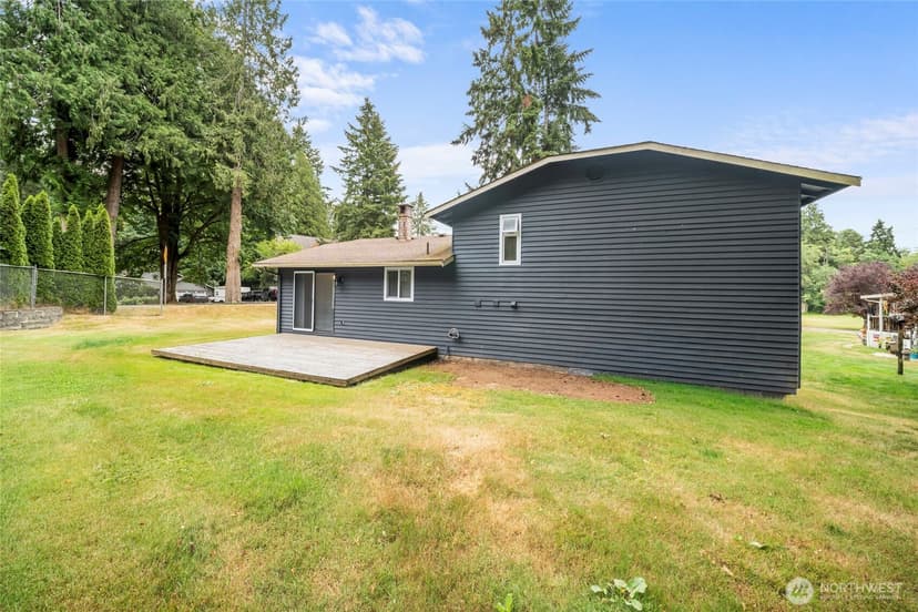 Property photo for 3995 Fischer Park Avenue NE, Bremerton photo 24