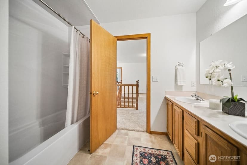 Property photo for 195 NE Lazy Fox Lane, Poulsbo photo 34