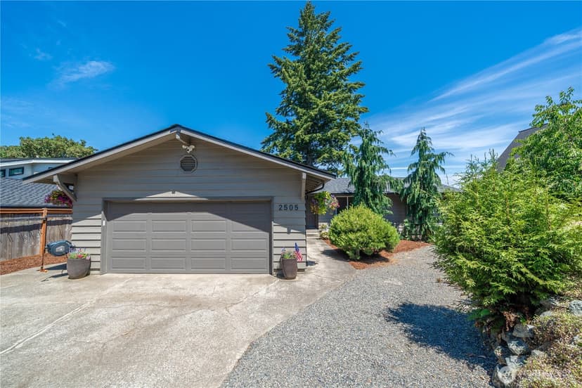 Property photo for 2505 211th Avenue E, Lake Tapps photo 4
