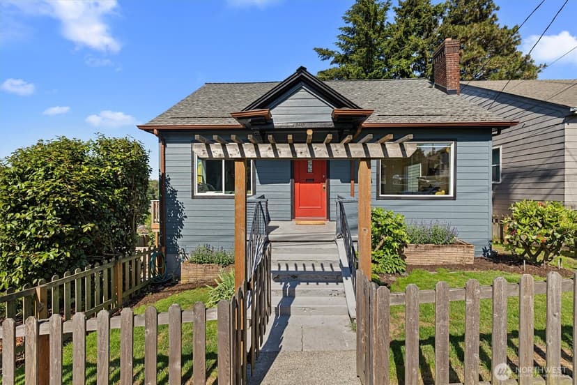 Property photo for 3443 16th Avenue S, Seattle
