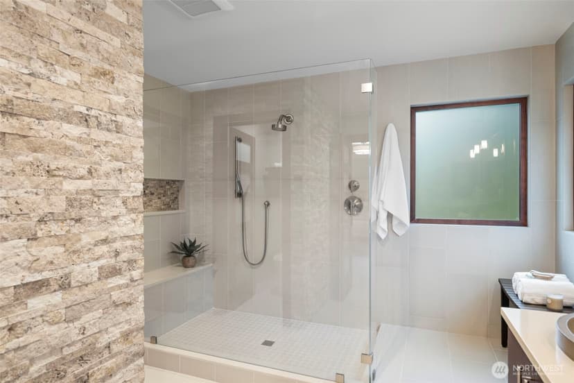 Property photo for 28551 NE 63rd Way, Carnation photo 18