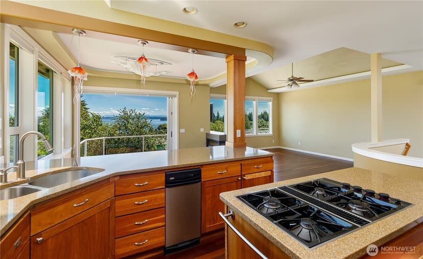 Property photo for 7767 E Spruce Street, Port Orchard photo 8