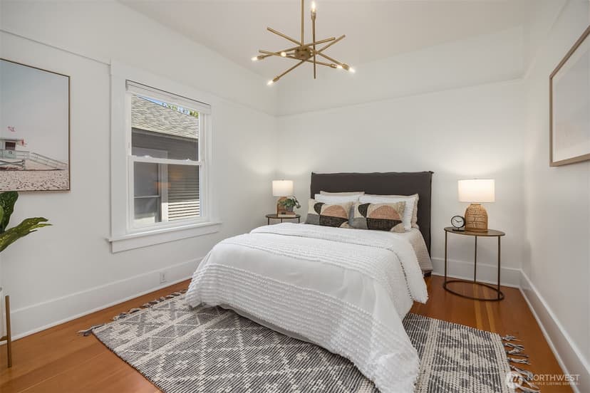 Property photo for 2537 2nd Avenue W, Seattle photo 21