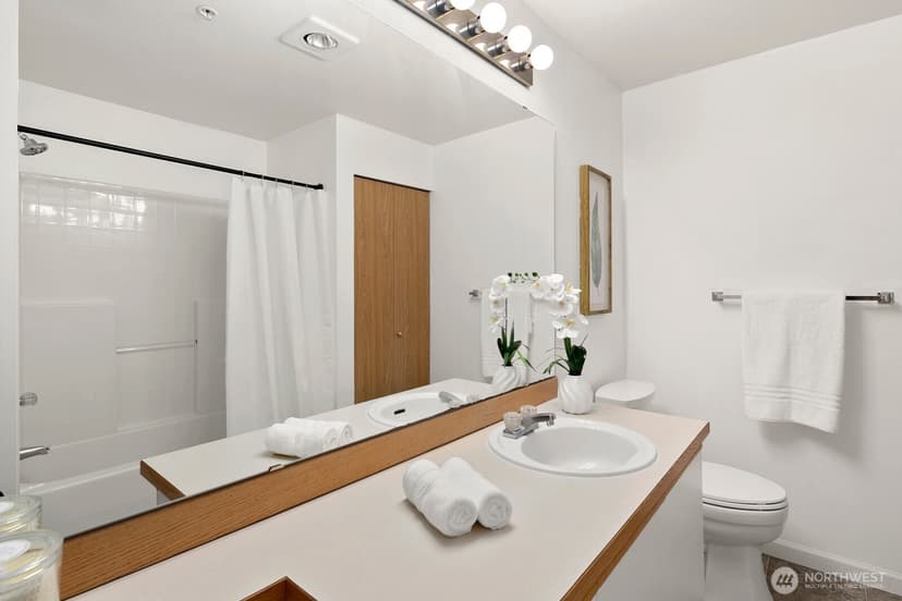 Property photo for 22022 42nd Avenue S #101, Kent photo 13