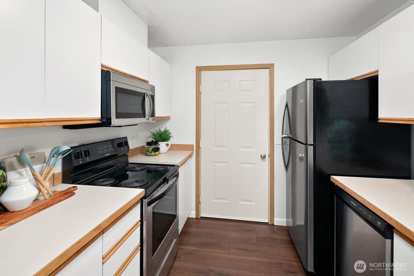 Property photo for 22022 42nd Avenue S #101, Kent photo 10