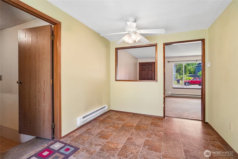 Property photo for 10516 52nd Avenue NE, Marysville photo 4