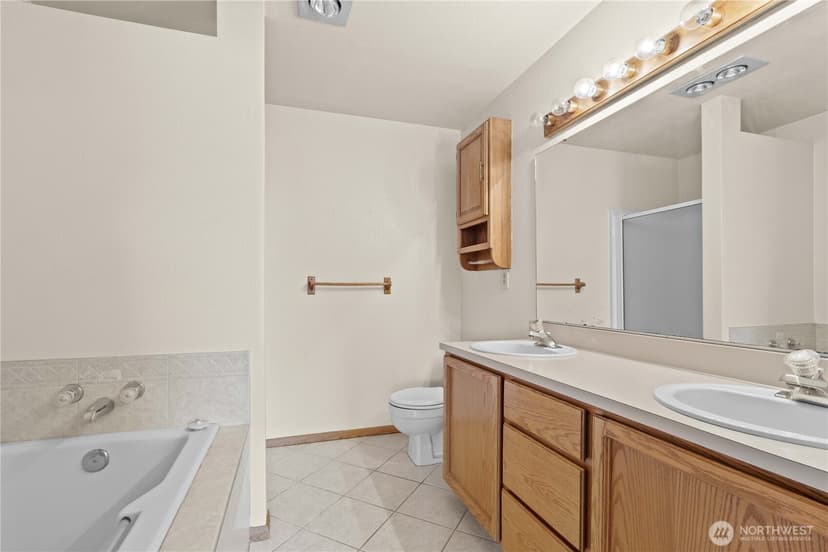 Property photo for 30026 58th Place S, Auburn photo 12