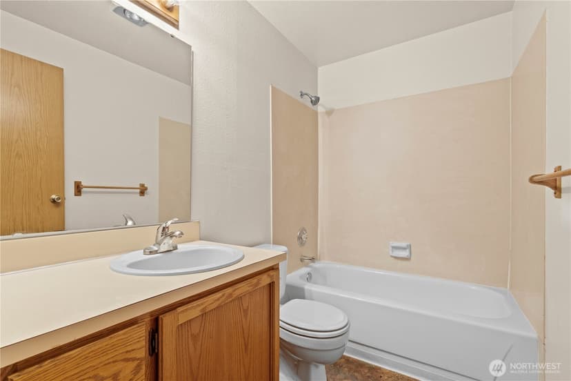 Property photo for 30026 58th Place S, Auburn photo 15