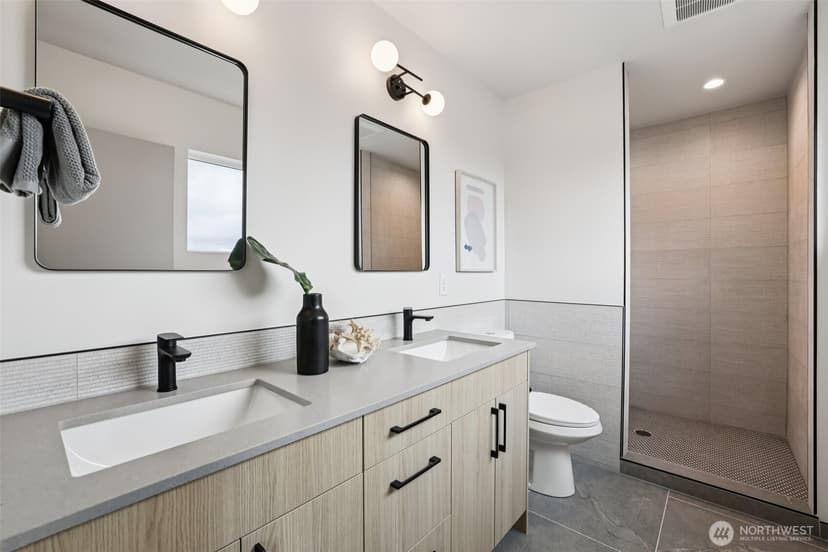 Property photo for 2626 58th Avenue SW #A, Seattle photo 18