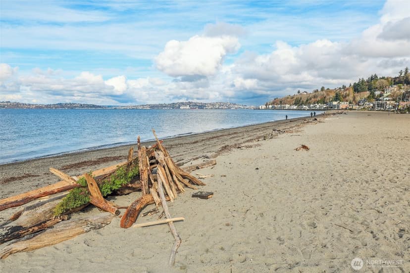 Property photo for 2626 58th Avenue SW #A, Seattle photo 36
