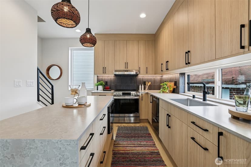 Property photo for 2626 58th Avenue SW #A, Seattle photo 12