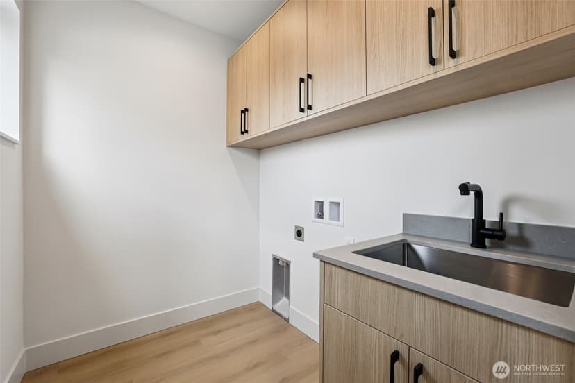 Property photo for 2626 58th Avenue SW #A, Seattle photo 26