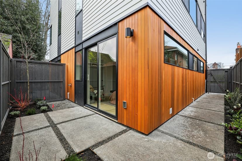 Property photo for 2626 58th Avenue SW #A, Seattle photo 27