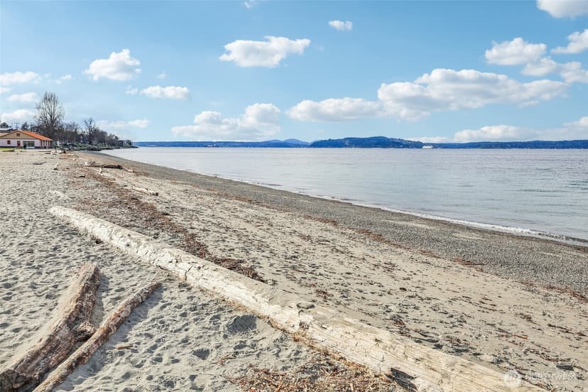 Property photo for 2626 58th Avenue SW #A, Seattle photo 37