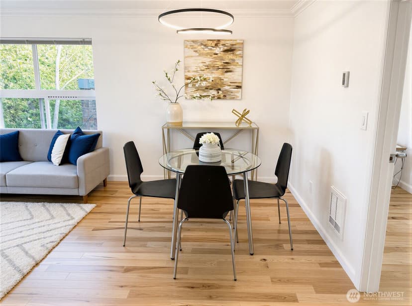Property photo for 621 5th Avenue N #402, Seattle photo 6