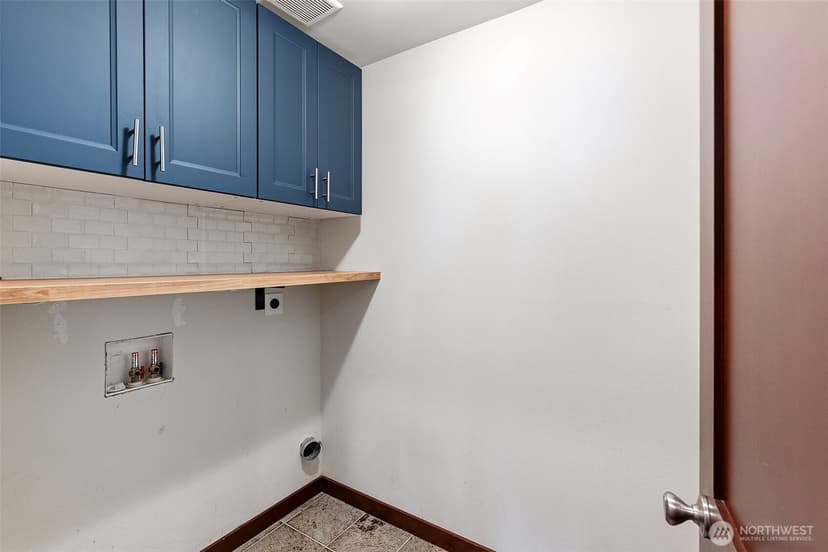 Property photo for 1709 Shorewood Drive, Bremerton photo 17