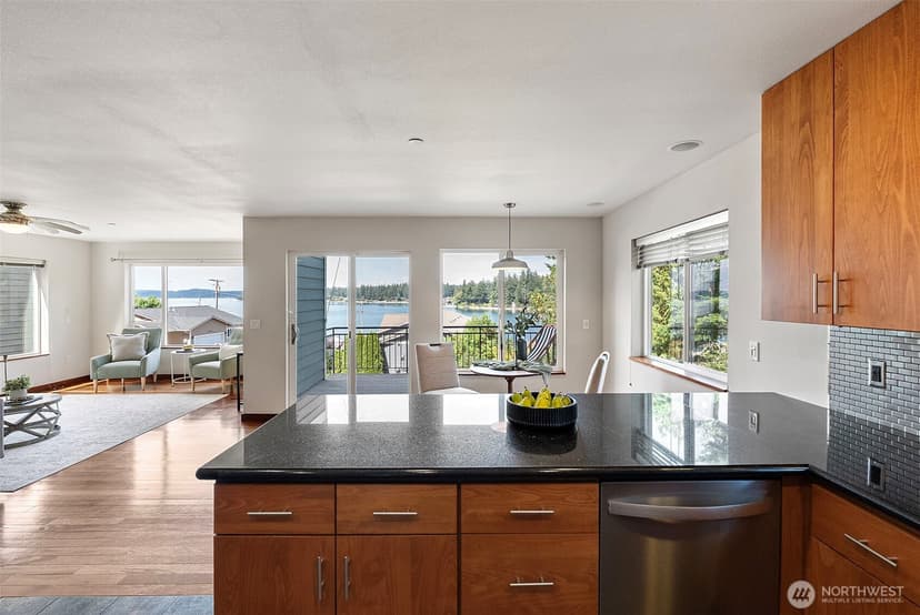 Property photo for 1709 Shorewood Drive, Bremerton photo 12