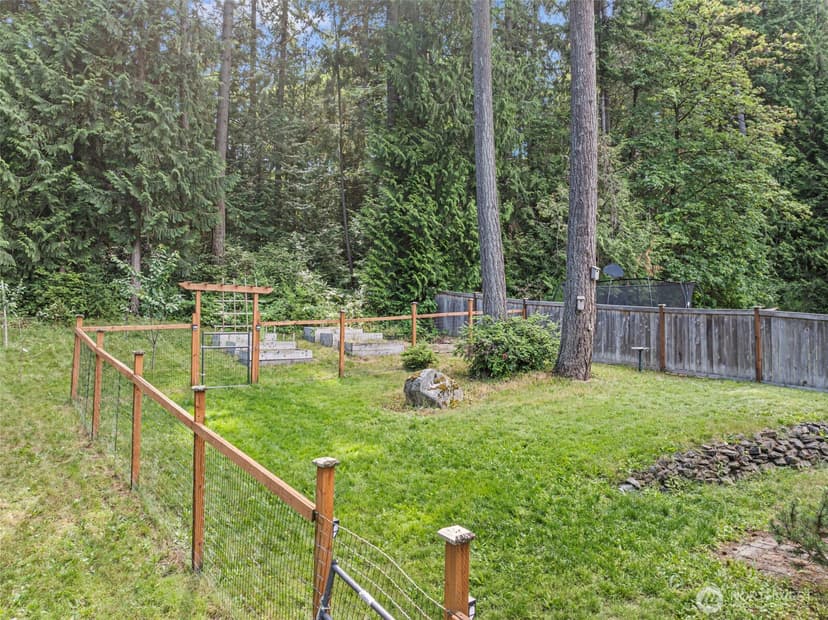 Property photo for 1709 Shorewood Drive, Bremerton photo 35