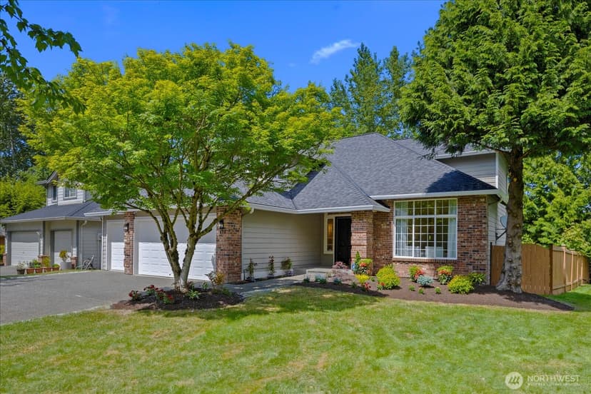 Property photo for 625 191st Street SW, Lynnwood photo 2