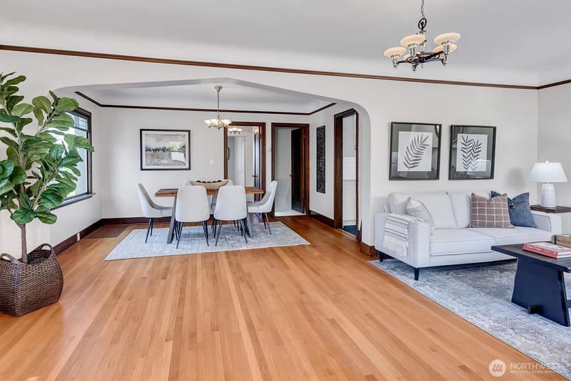 Property photo for 2714 Queen Anne Avenue N, Seattle photo 11