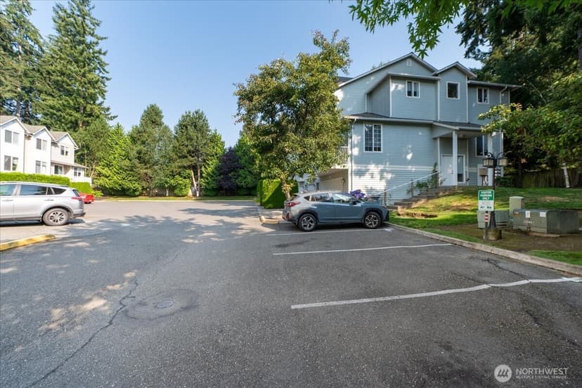 Property photo for 10410 Holly Drive #E, Everett photo 35