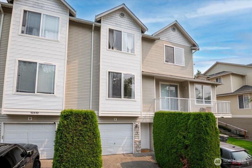 Property photo for 10410 Holly Drive #E, Everett photo 5