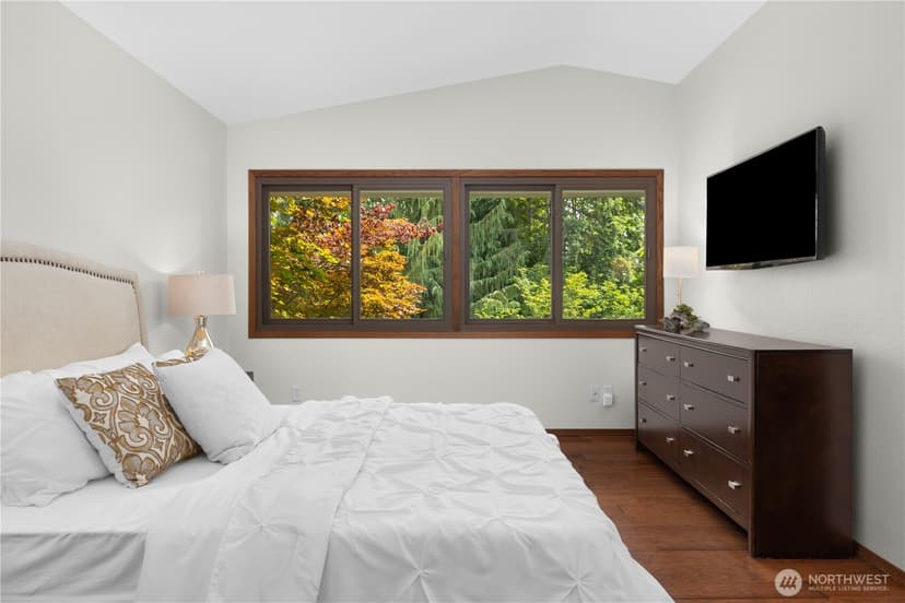 Property photo for 25803 SE 157th Street, Issaquah photo 17