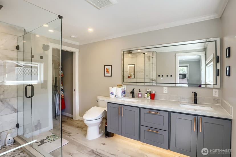 Property photo for 21801 51st Avenue W, Mountlake Terrace photo 18