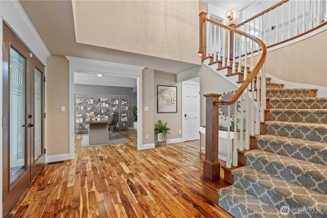 Property photo for 12222 Gravelly Lake Drive SW, Lakewood photo 3