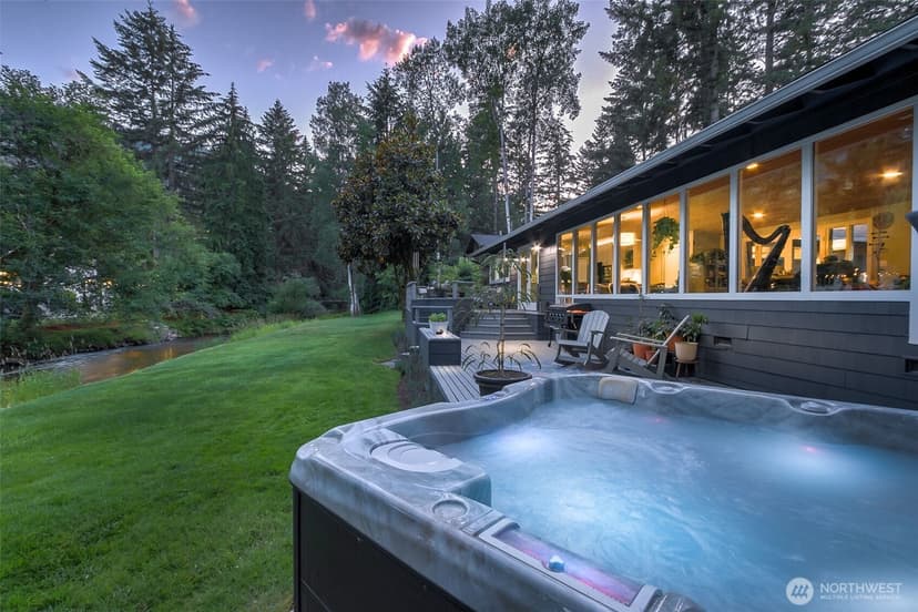 Property photo for 501 SE Sycamore Place, Issaquah photo 16