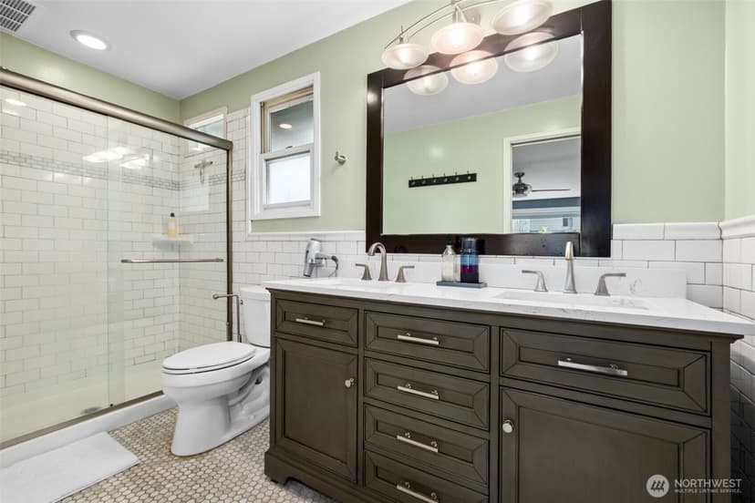 Property photo for 501 SE Sycamore Place, Issaquah photo 23