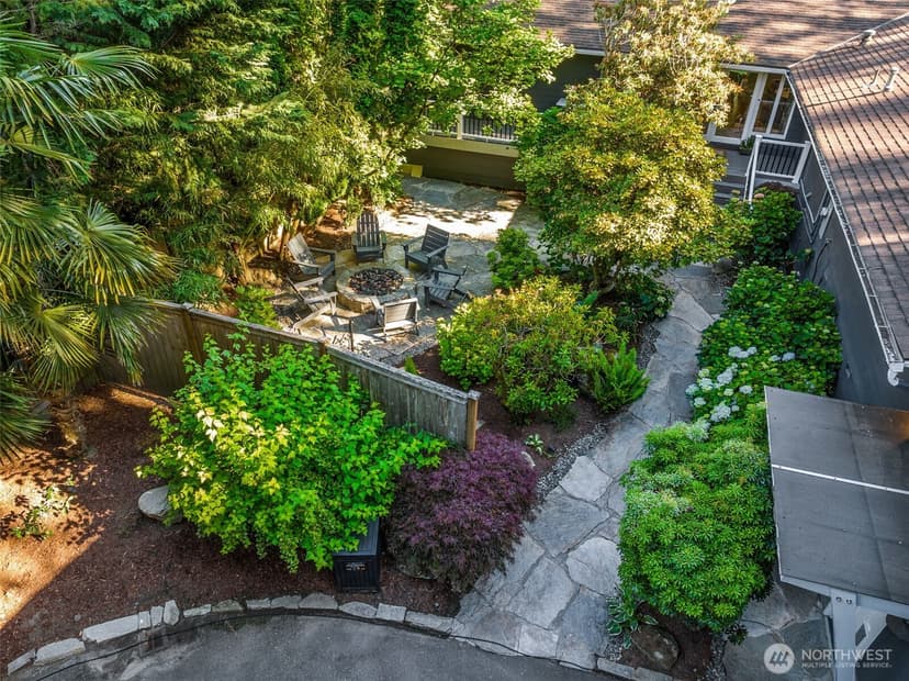 Property photo for 501 SE Sycamore Place, Issaquah photo 2