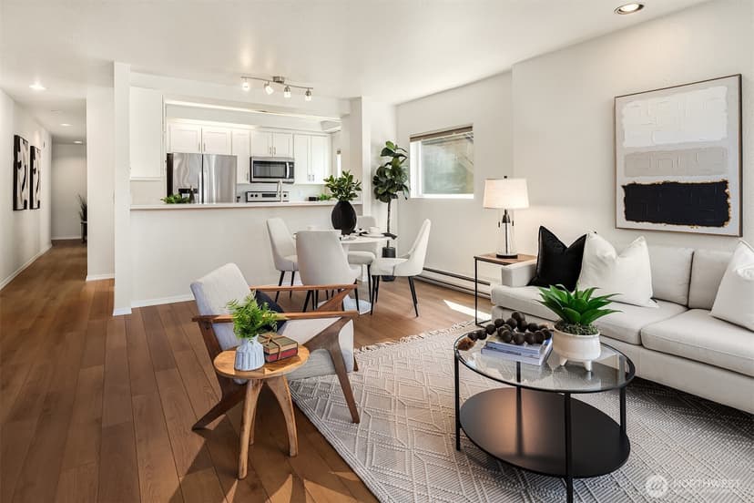 Property photo for 435 Summit Avenue E #203, Seattle photo 7