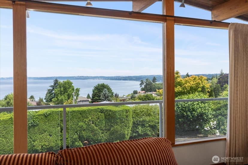 Property photo for 29852 Marine View Drive SW, Federal Way photo 7