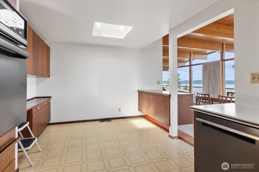 Property photo for 29852 Marine View Drive SW, Federal Way photo 13