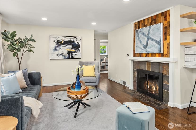 Property photo for 303 NW 117th Street, Seattle photo 5